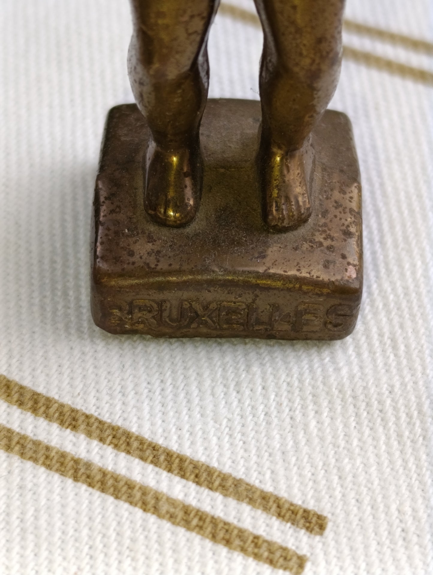 Petite statuette en laiton – Manneken-Pis Bruxelles