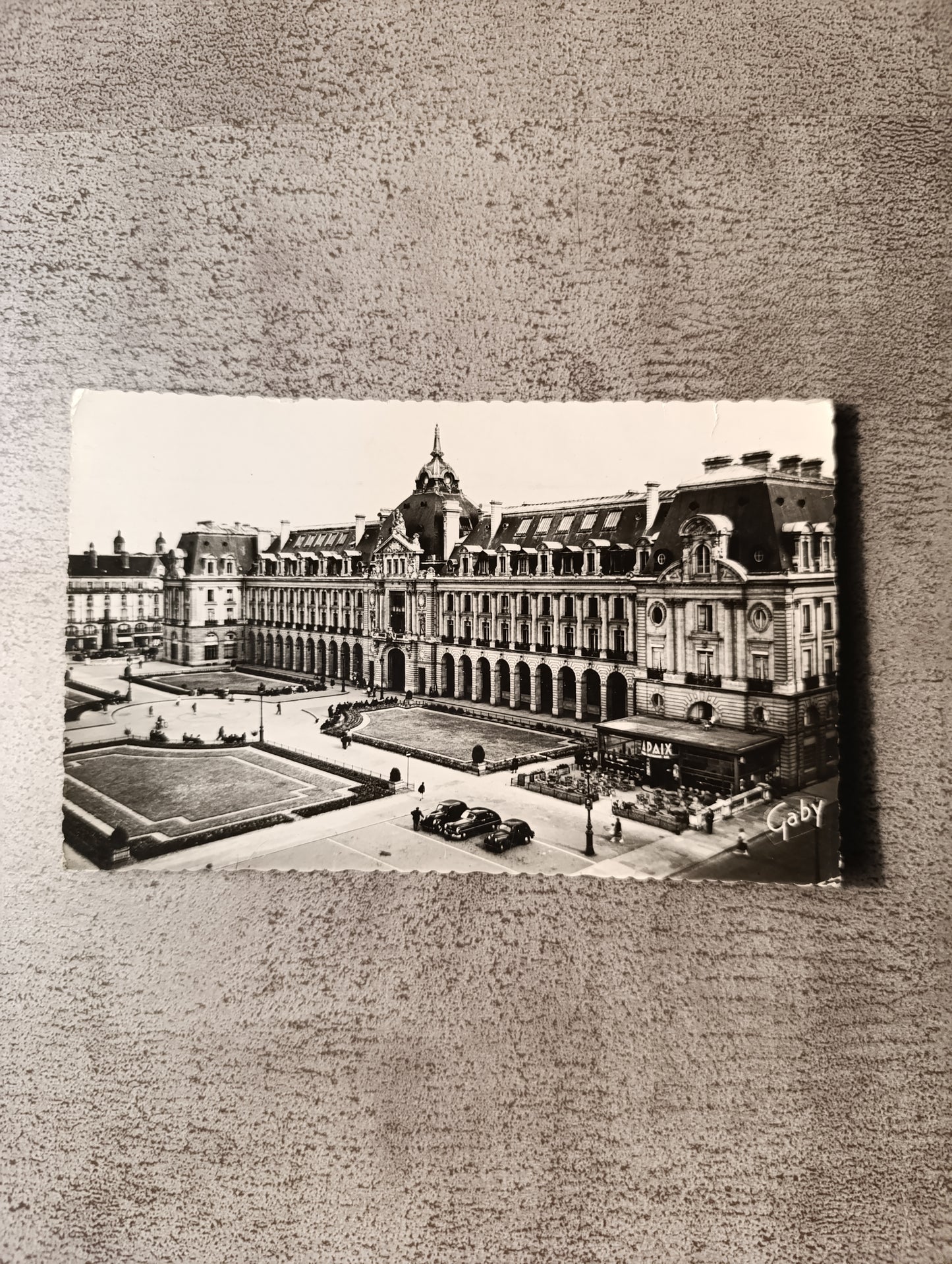 Carte postale ancienne – Rennes – Palais du Commerce – Éditions Gaby