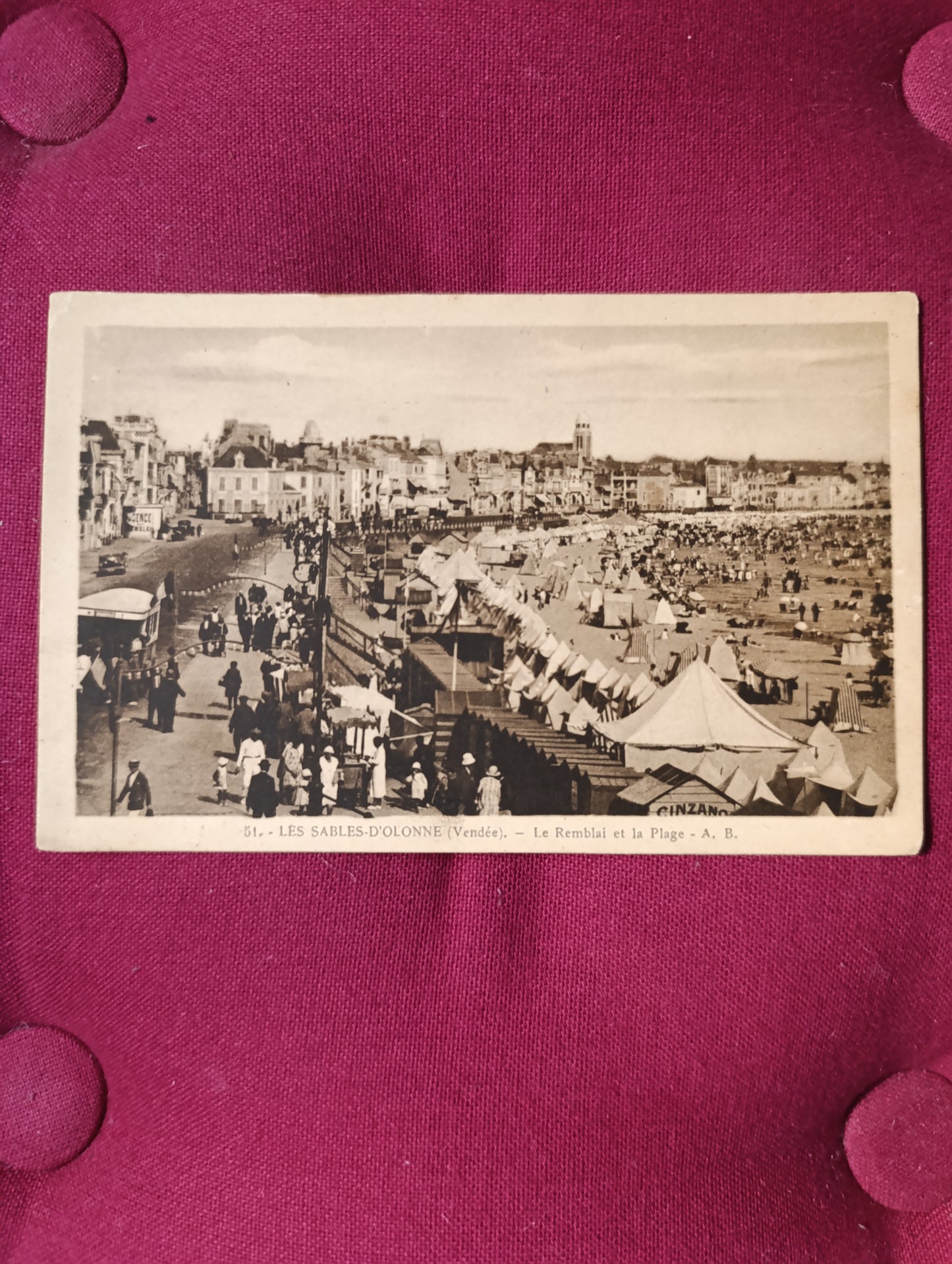 Les Sables-d’Olonne (Vendée) – Le Remblai et la Plage
