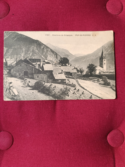 Village alpin ancien – Puy-Saint-Pierre, environs de Briançon