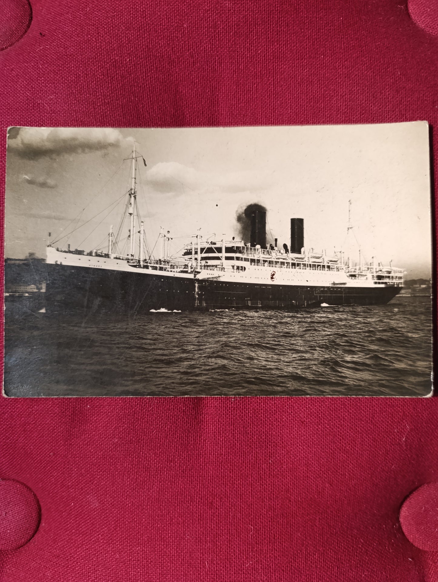 Paquebot à vapeur en mer – Carte postale ancienne non écrite
