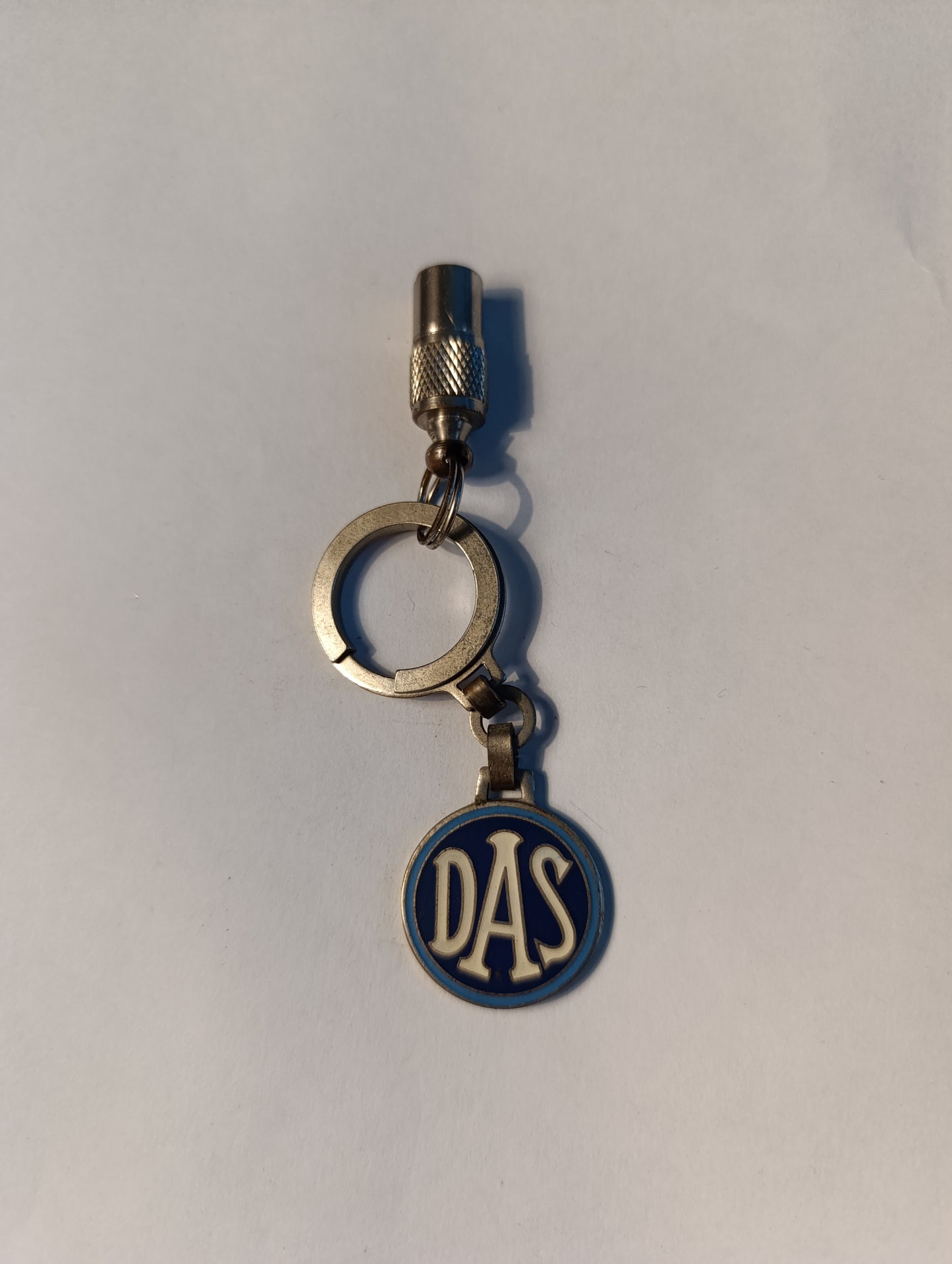 Porte-clés publicitaire vintage DAS émaillé bleu