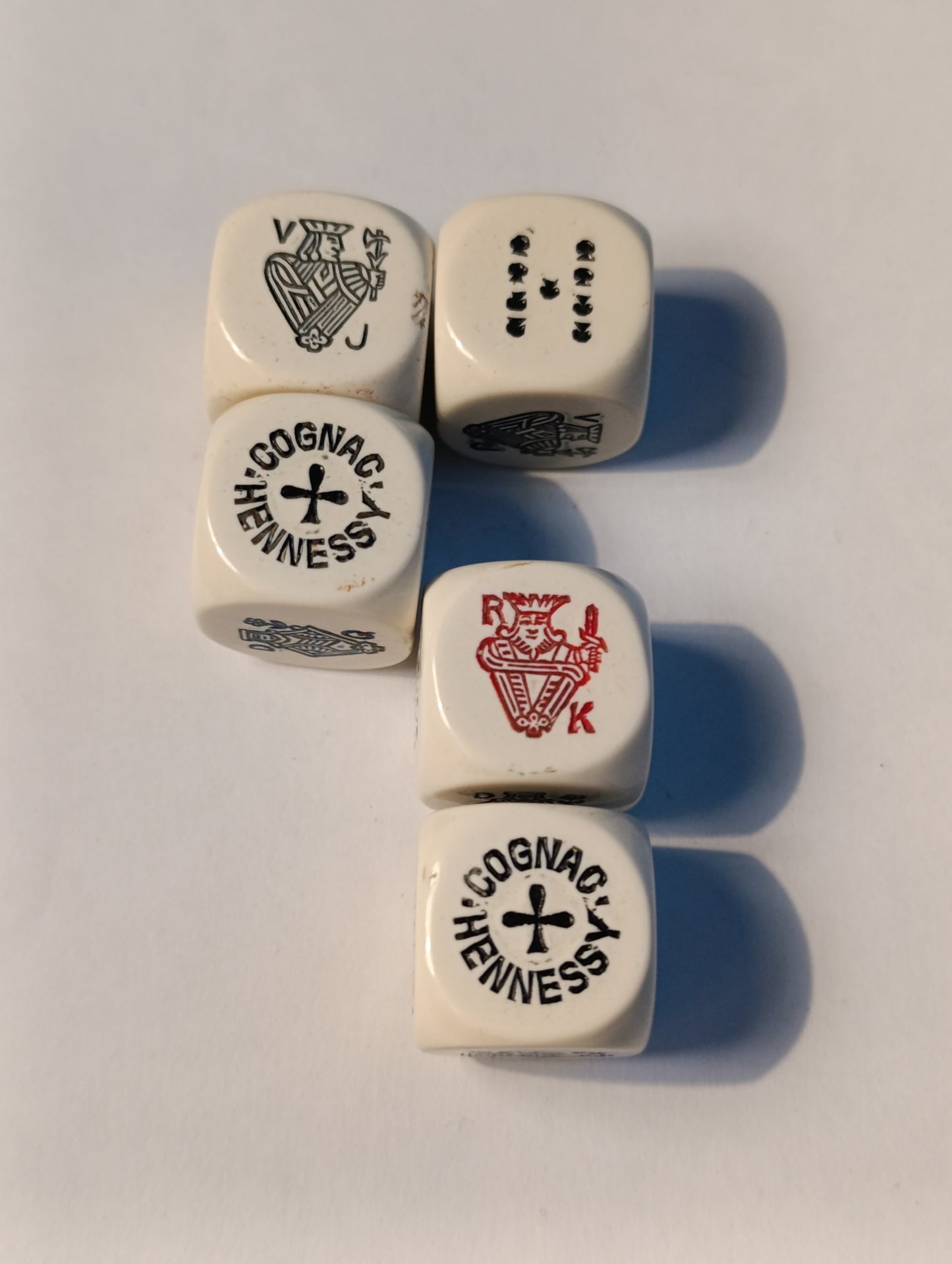 Dés anciens Hennessy Cognac lot publicitaire vintage jeu alcool