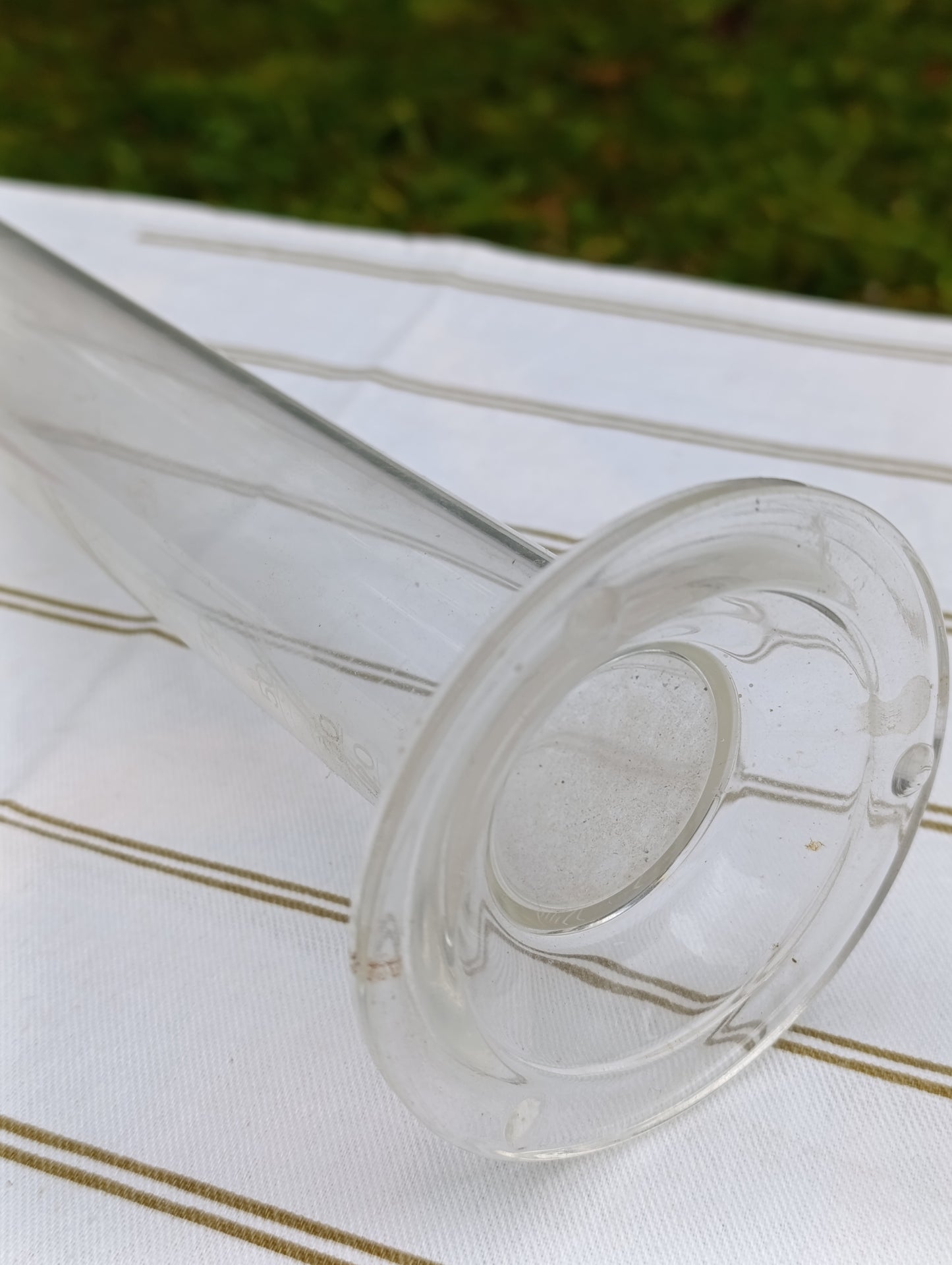 Éprouvette graduée en verre 250 ml – verrerie de laboratoire