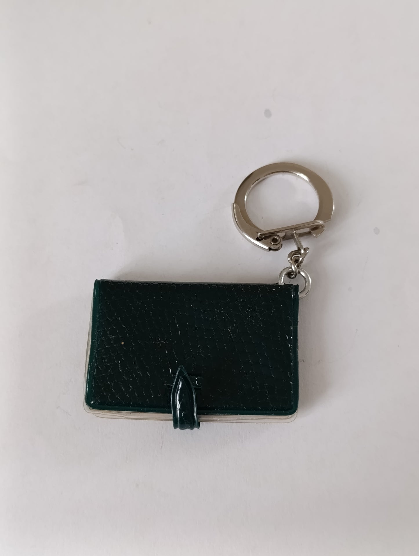 Porte-clés ancien carnet codes départements téléphone France