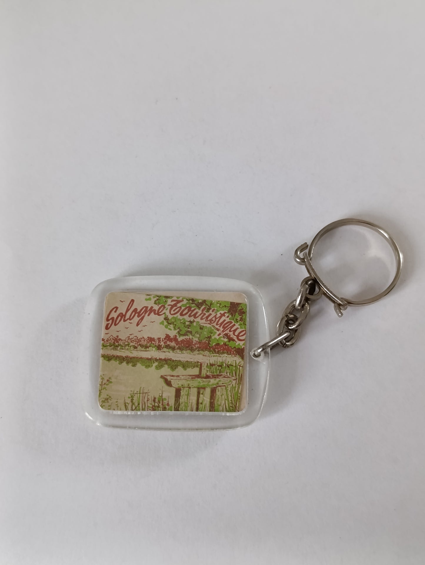 Porte-clés publicitaire ancien Sologne touristique / Biscuiterie P. Villoing – La Ferté-Imbault