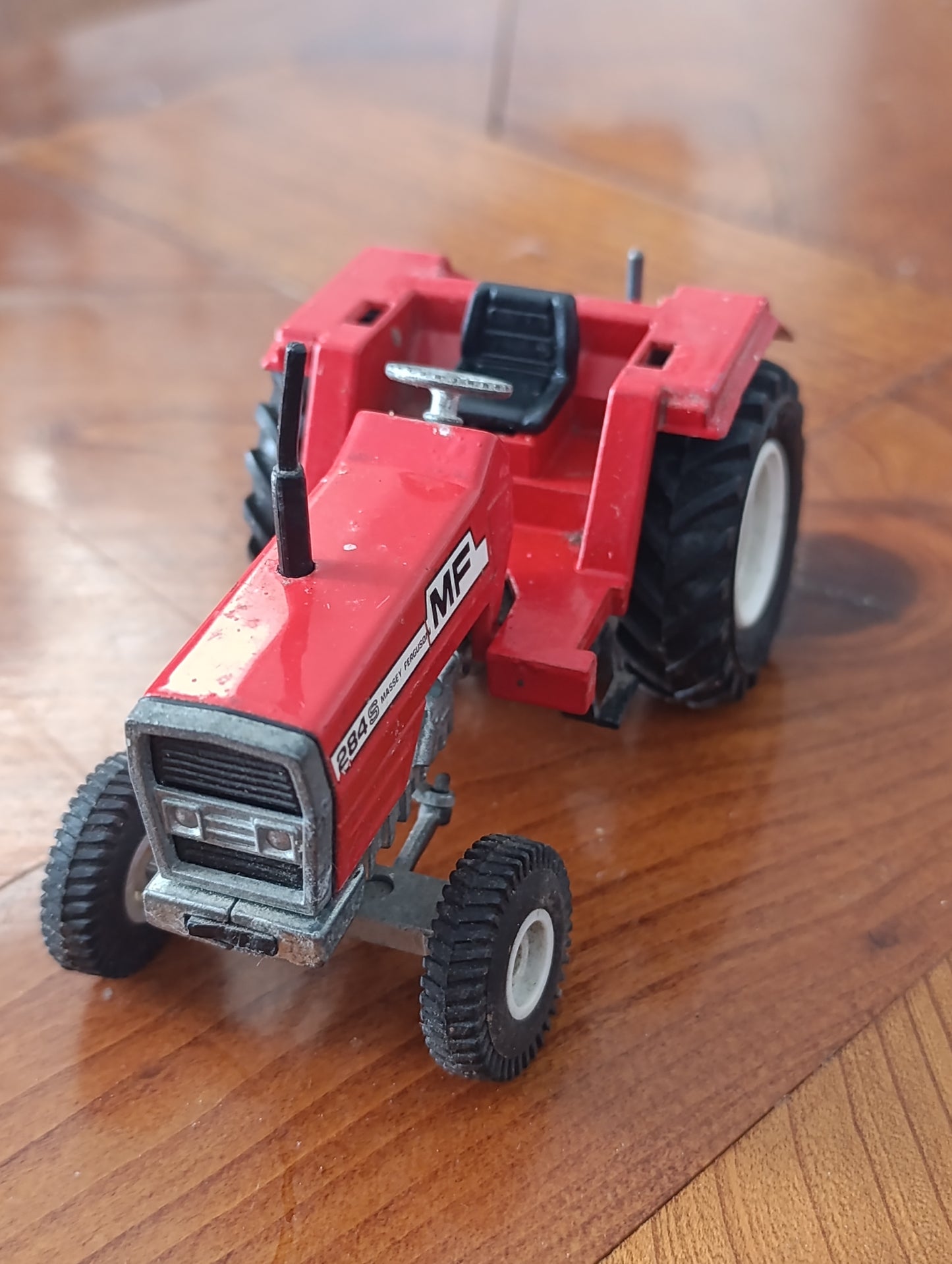 Massey Ferguson MF 284 S tracteur miniature agricole