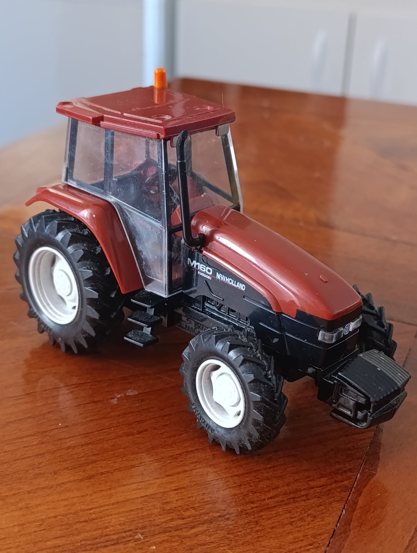New Holland M160 Fiatagri tracteur miniature