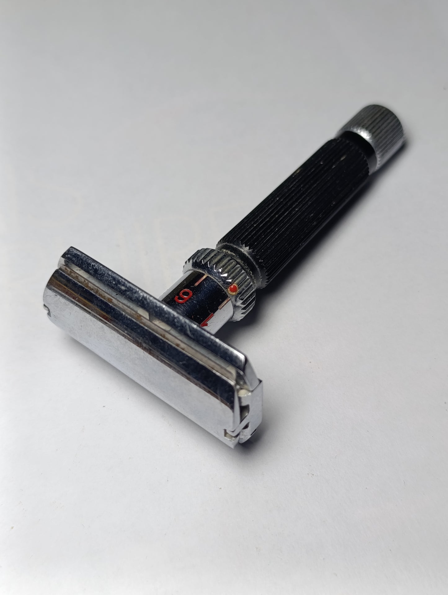 Gibbs rasoir réglable vintage manche noir et chrome modèle N