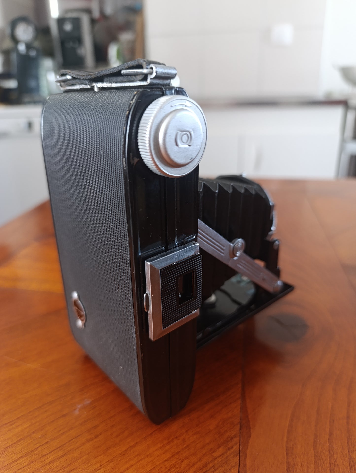 Appareil photo ancien Agfa à soufflet vintage années 40 déco