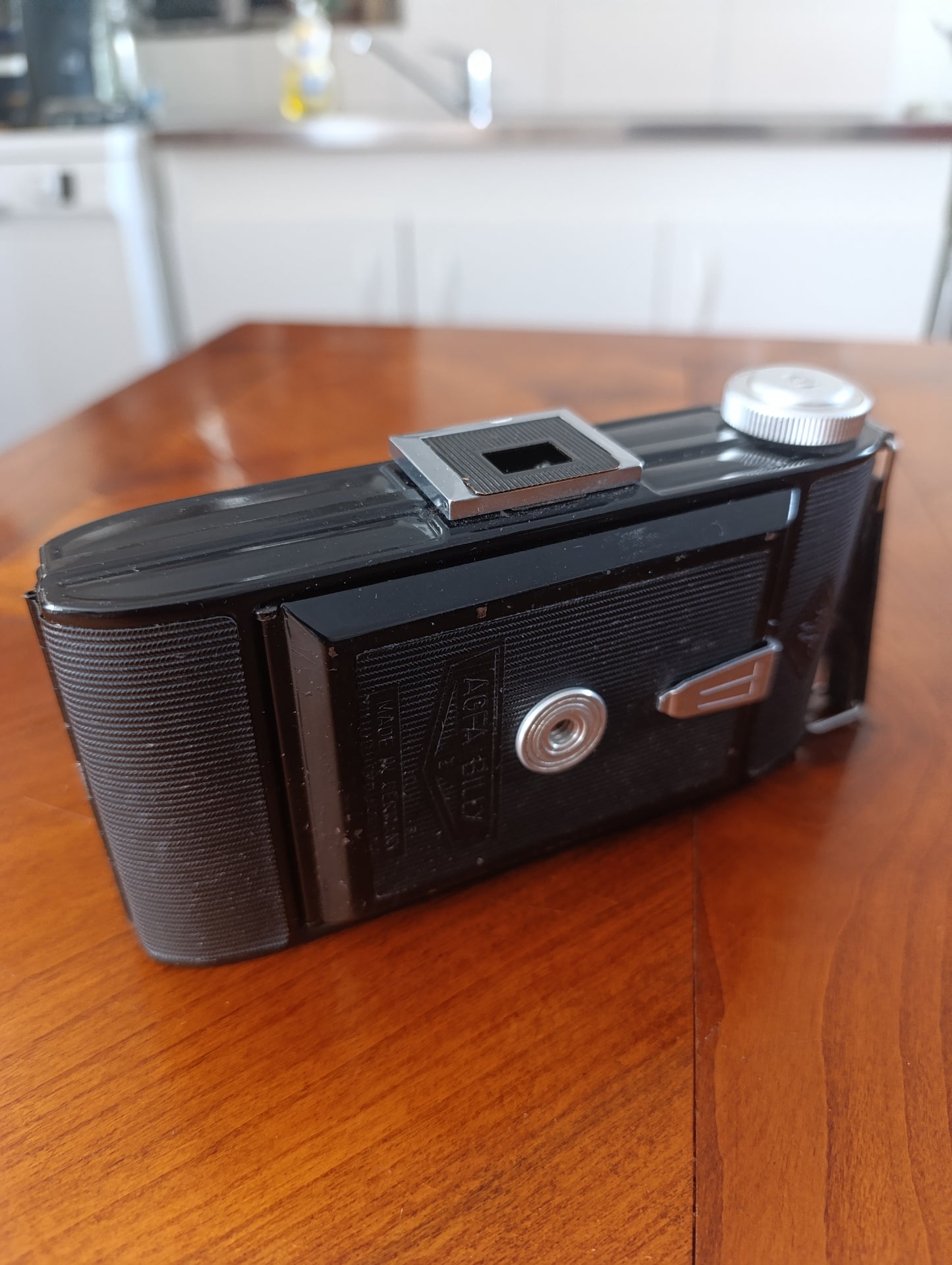 Appareil photo ancien Agfa à soufflet vintage années 40 déco