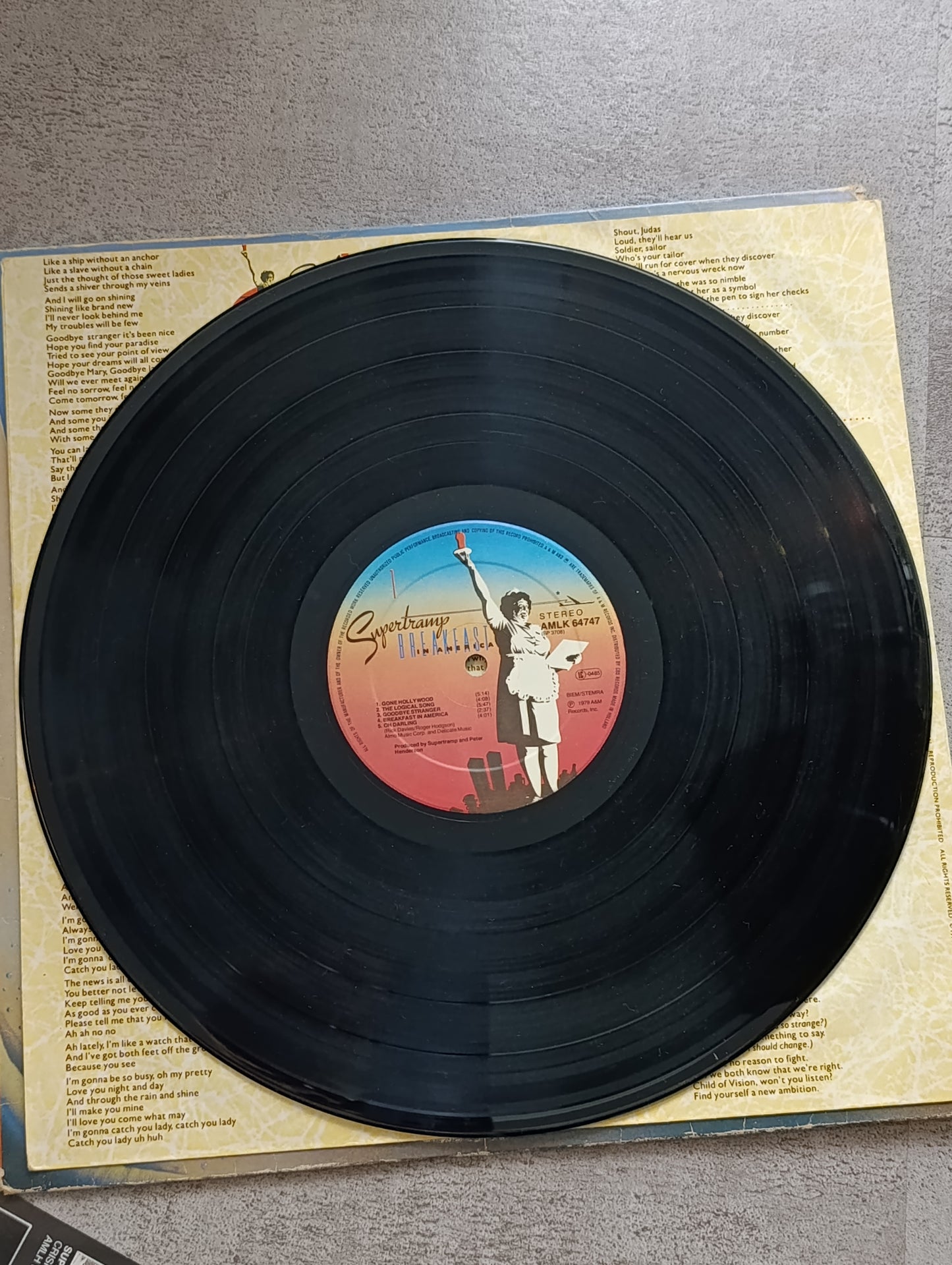 Vinyle 33T Supertramp – Breakfast in America (album culte + sticker original)