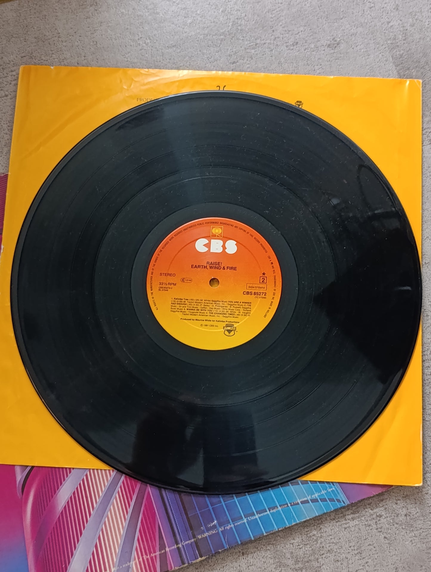 Vinyle 33T Earth, Wind & Fire – Raise! (inclut Let’s Groove)