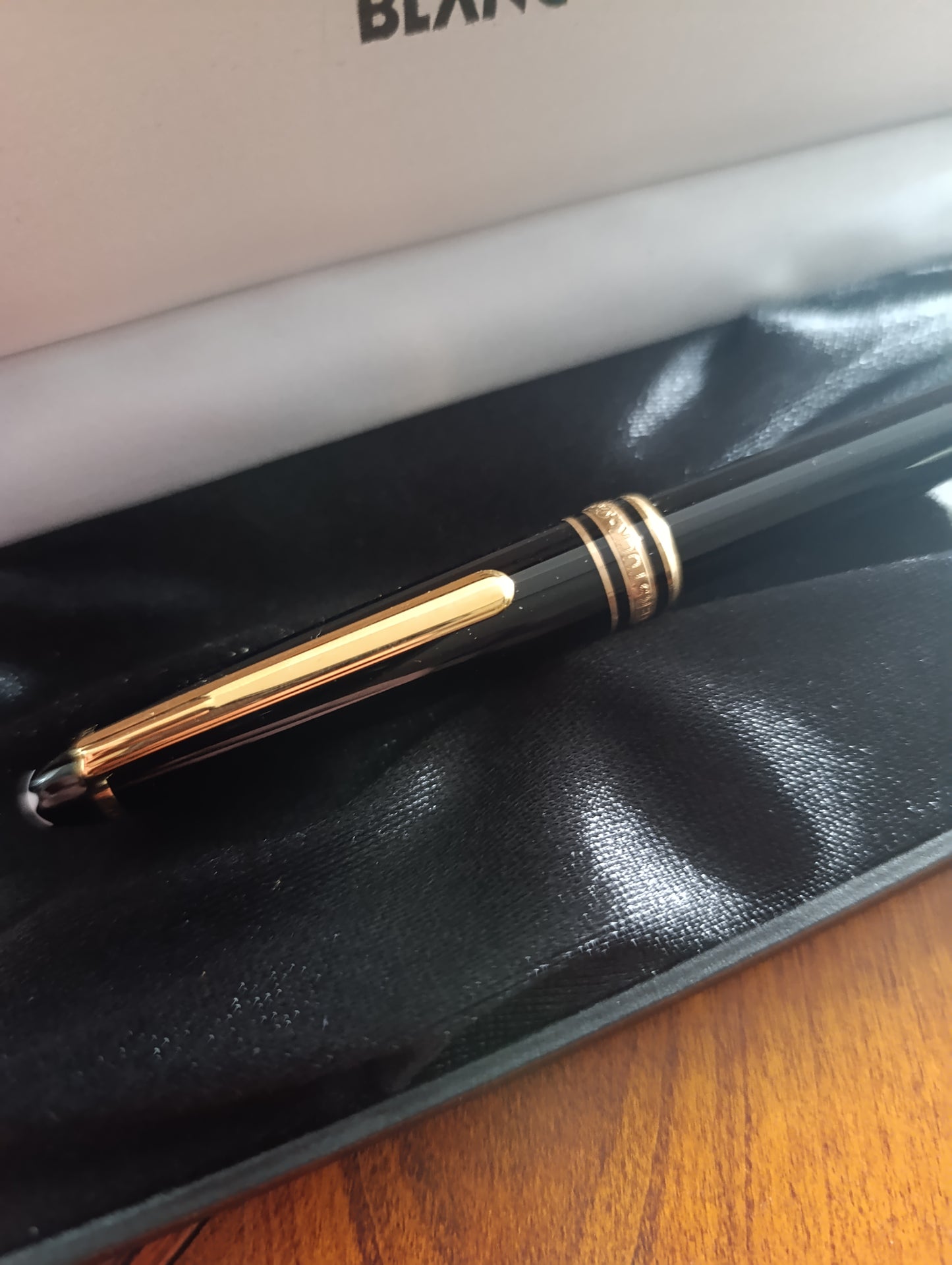 Stylo bille Montblanc Meisterstück coffret Abbott cadeau entreprise luxe