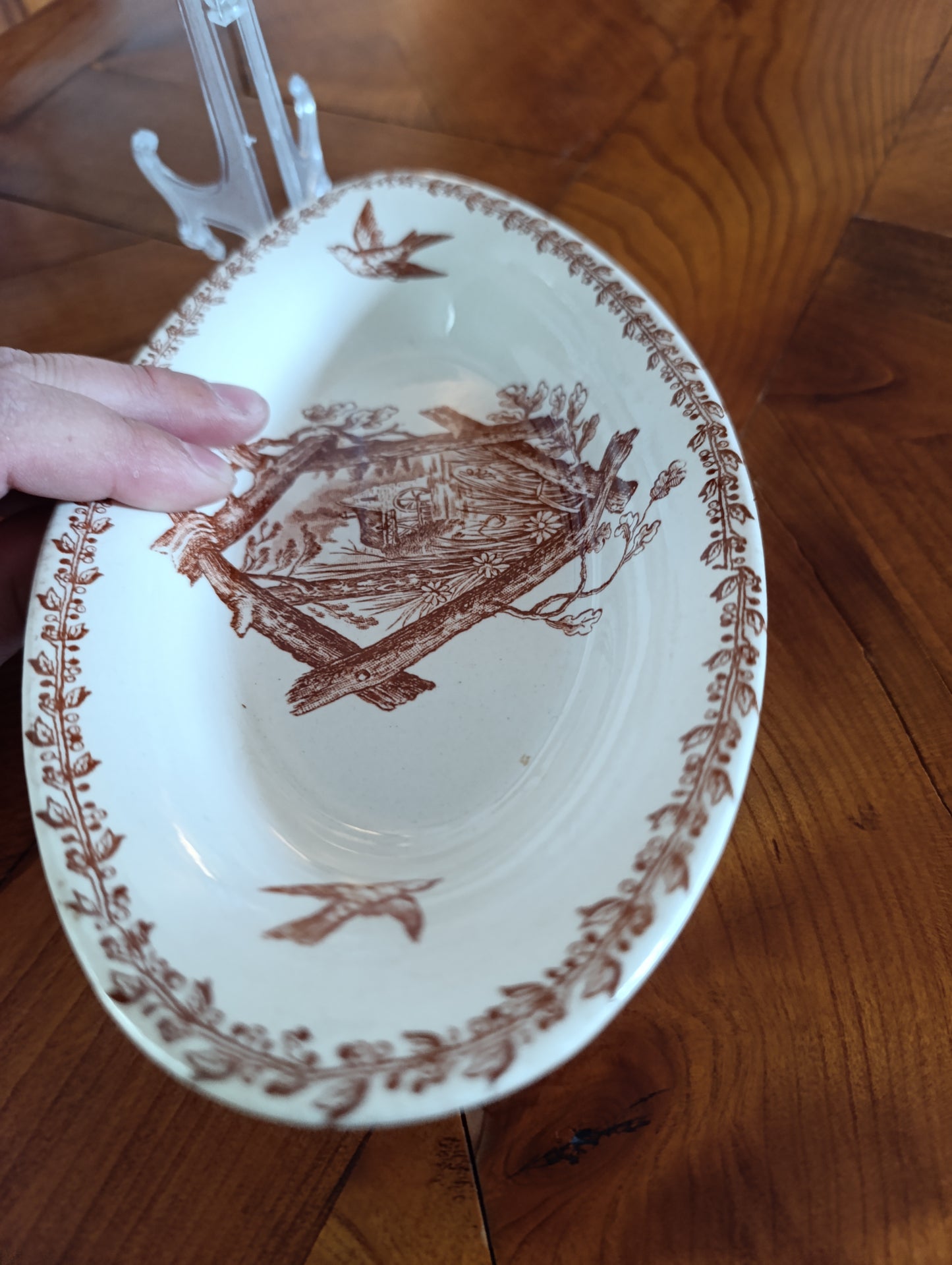 Petit plat ovale ancien Terre de Fer V. Sordoillet Paris décor champêtre brun 25 cm