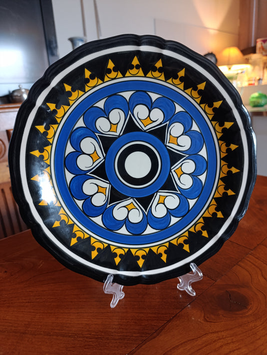 Grande assiette décorative Saint-Jean-de-Bretagne – faïence bretonne vintage