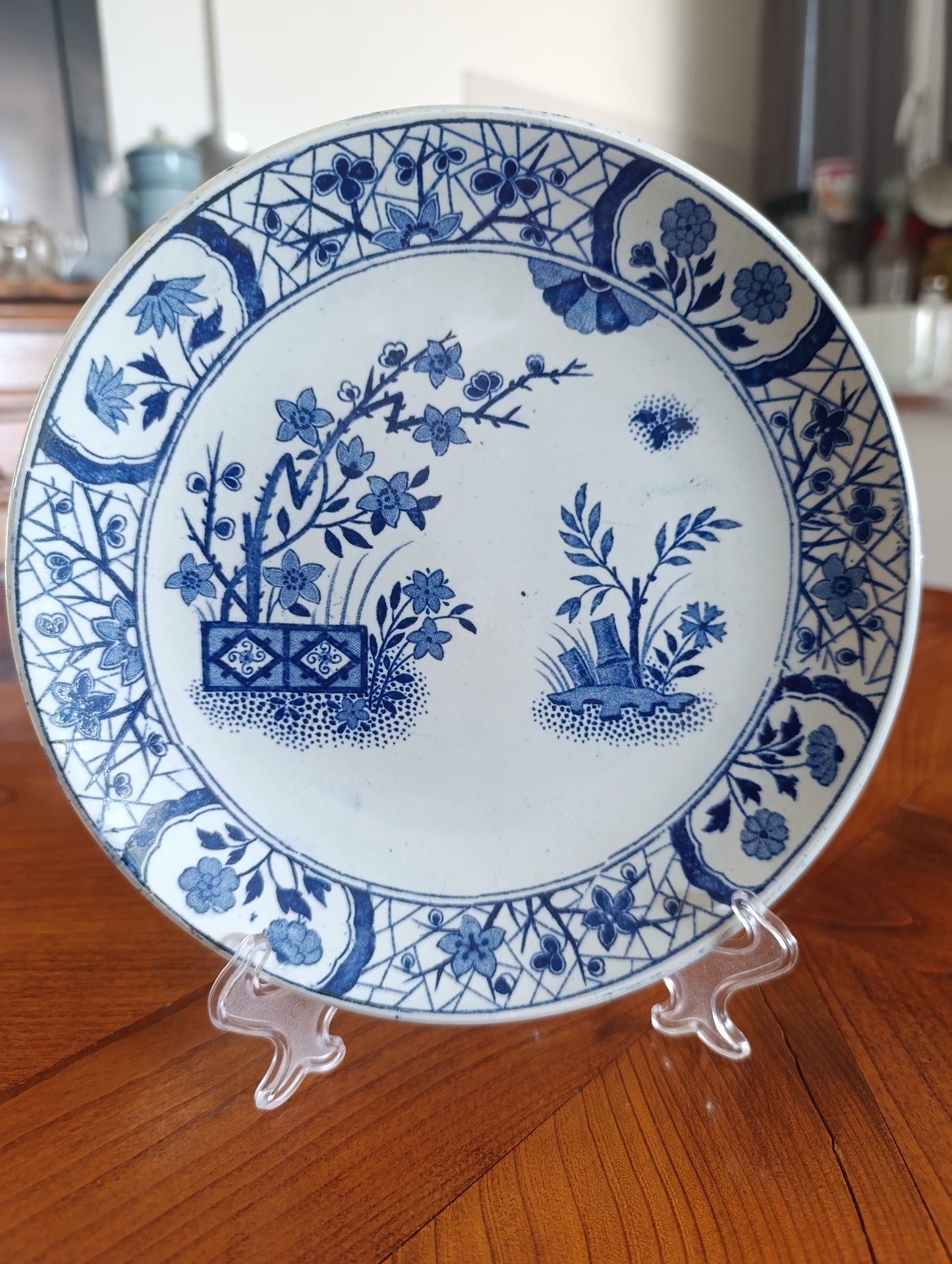 Assiette ancienne Sarreguemines modèle Damas bleu – U&C Terre de Fer