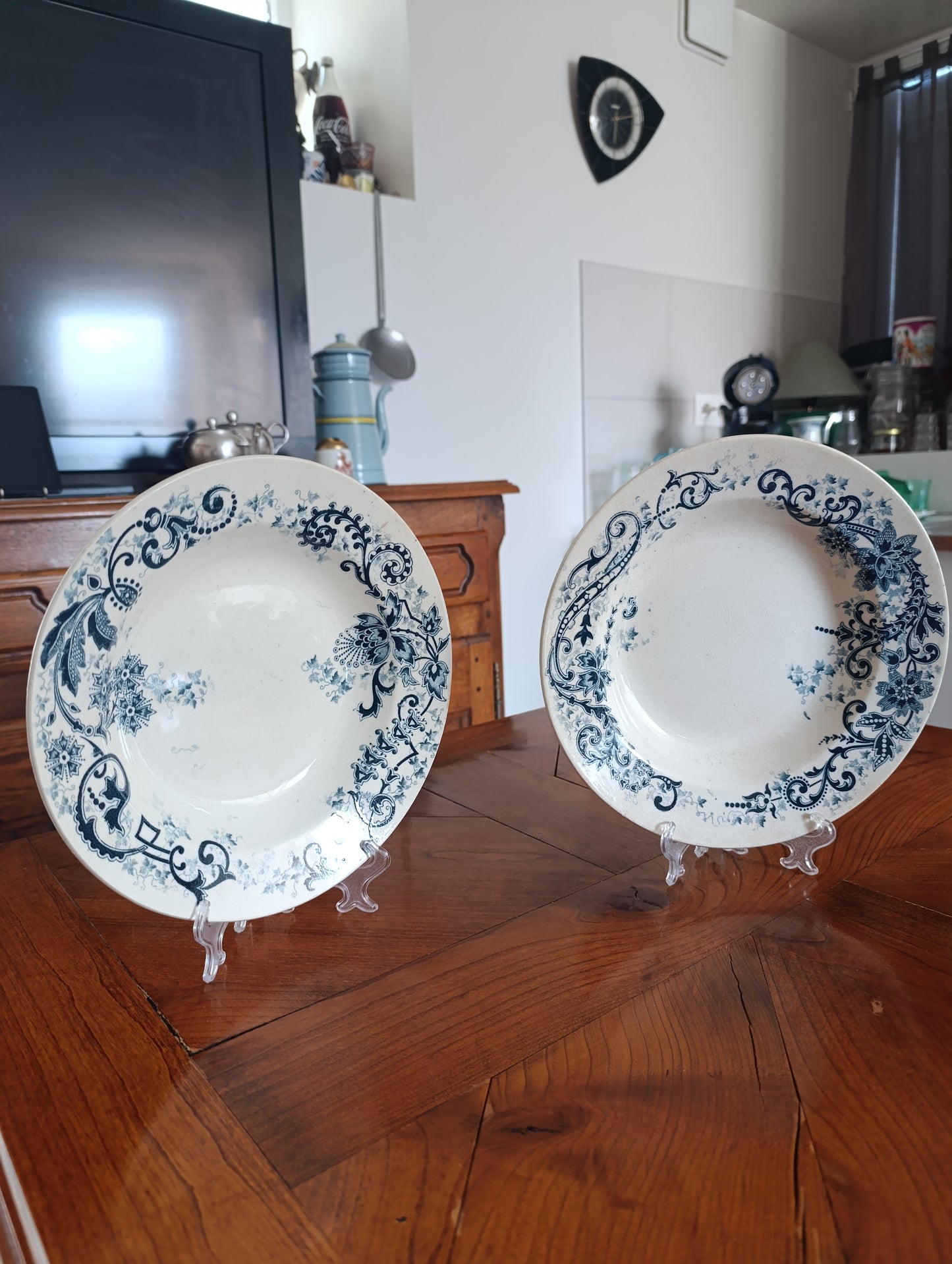 Lot de 2 assiettes creuses anciennes Terre de Fer Cie Franco Anglaise décor bleu