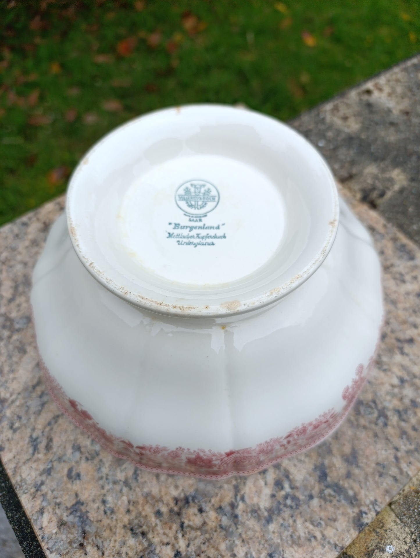 Grand saladier ancien Villeroy & Boch Burgenland rouge – faïence vintage romantique