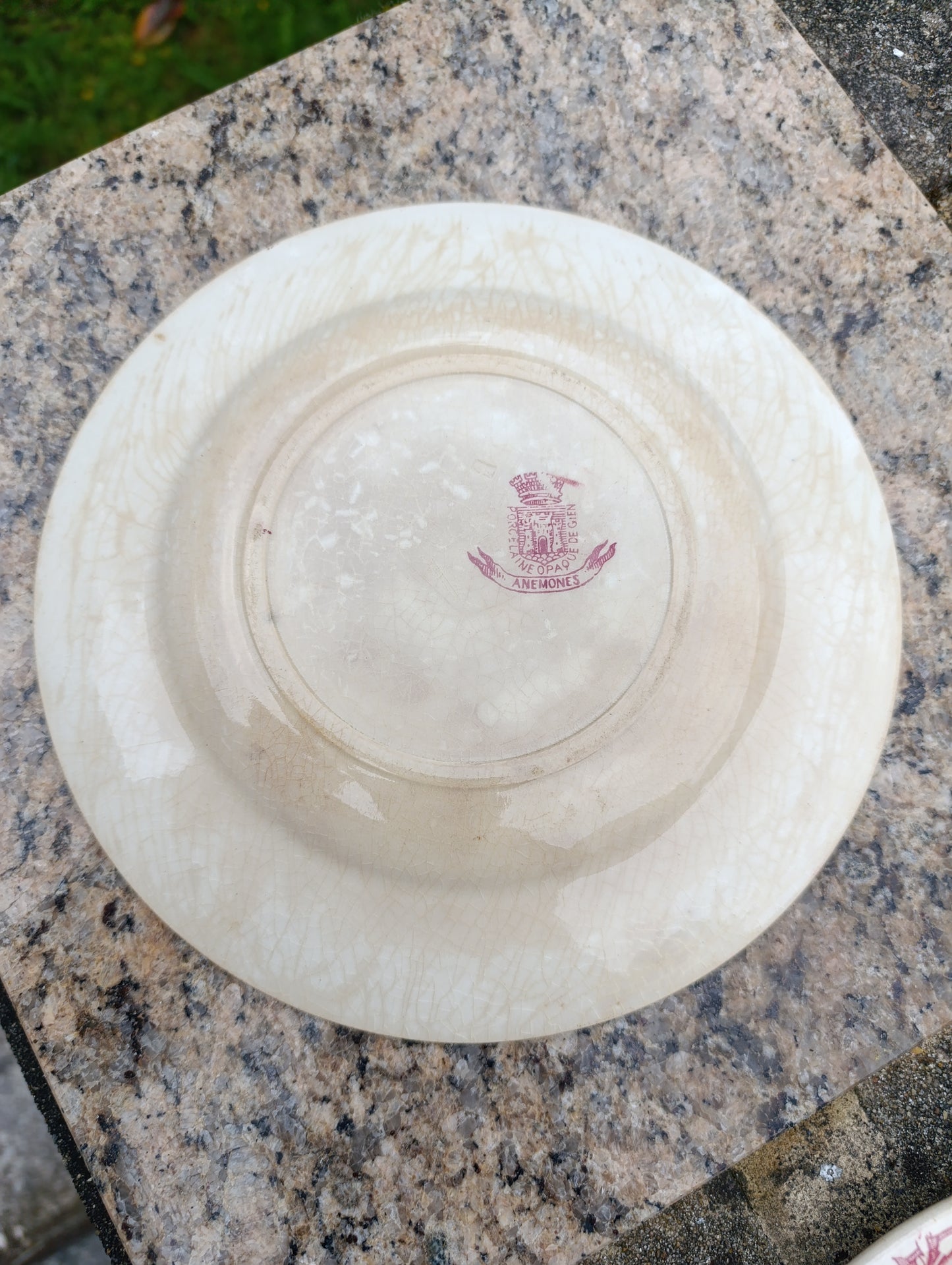 Lot de 4 assiettes anciennes Gien modèle Anémones rose – vaisselle vintage française