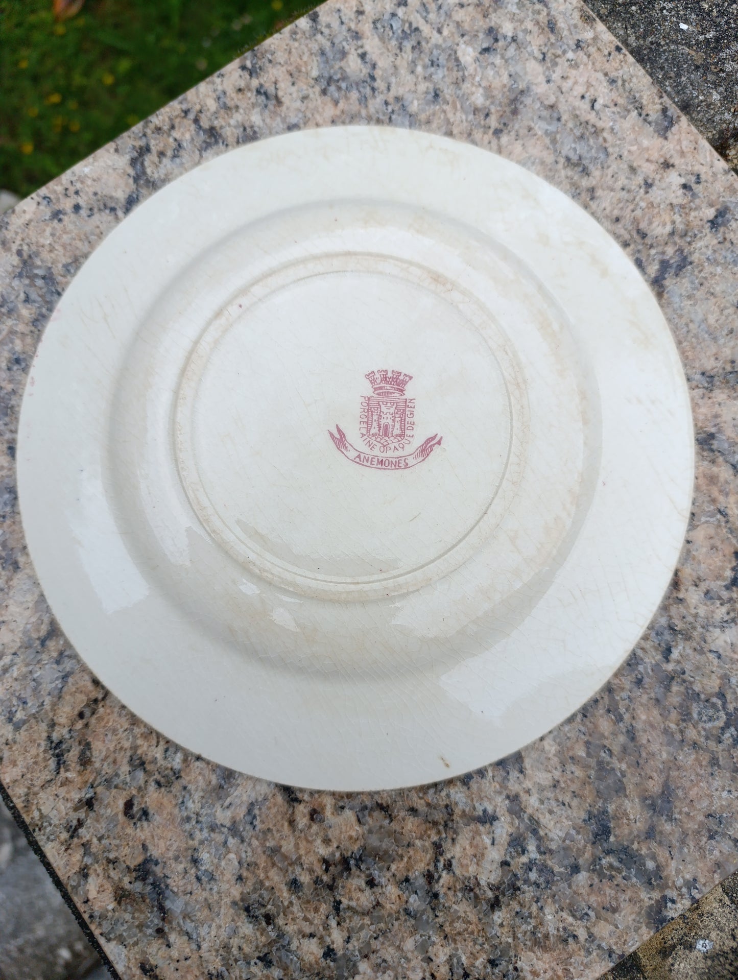 Lot de 4 assiettes anciennes Gien modèle Anémones rose – vaisselle vintage française