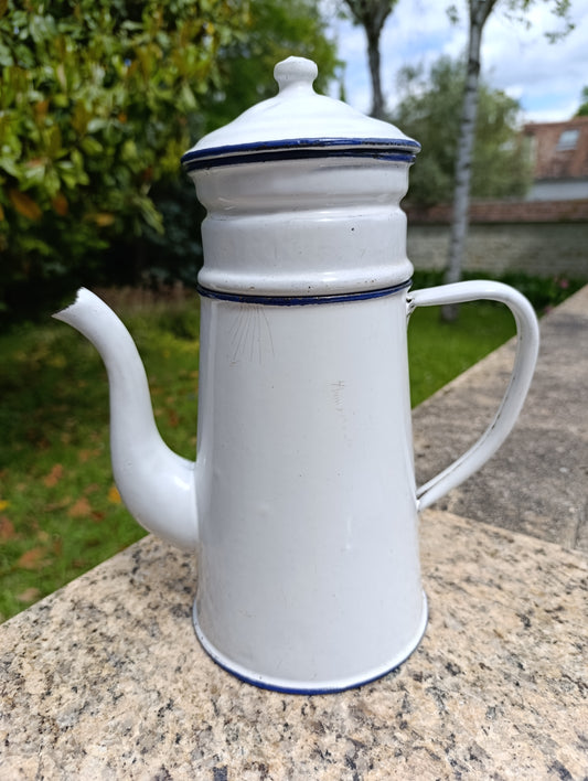 Cafetière ancienne émaillée blanche liseré bleu vintage déco campagne collection