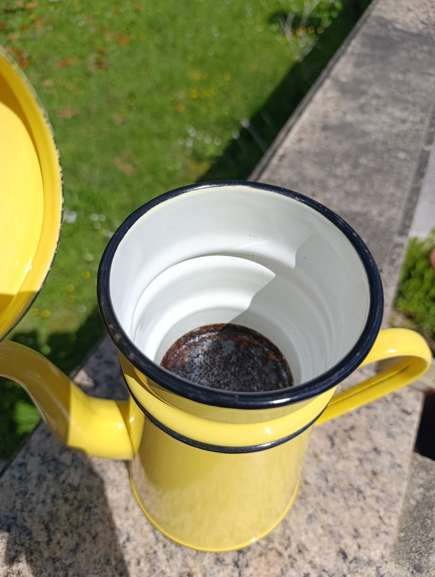 Ancienne cafetière émaillée jaune – cafetière filtre vintage en métal émaillé
