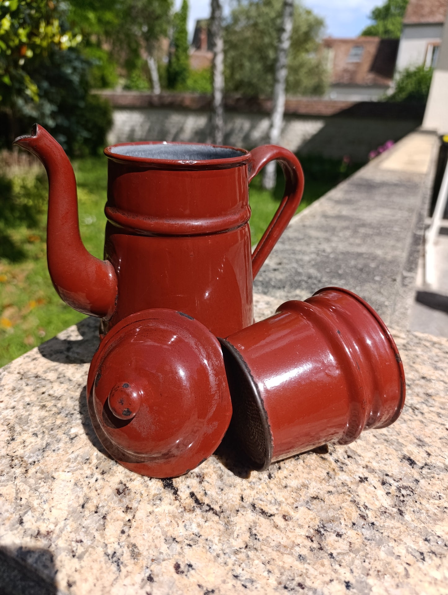 Cafetière filtre ancienne en tôle émaillée rouge bordeaux – cafetière vintage rétro cuisine campagne