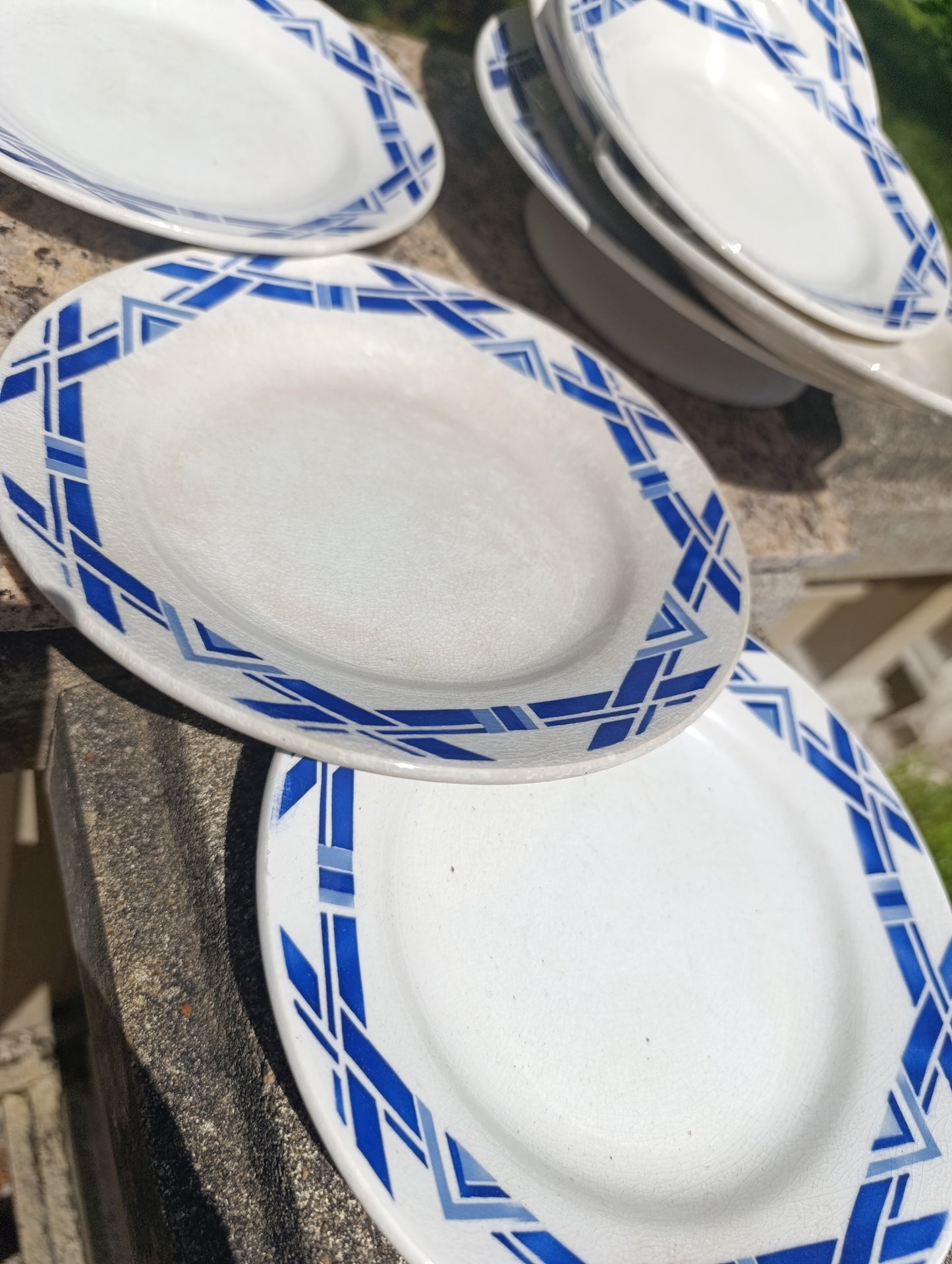 Lot ancien Moulin des Loups & Hamage “Archives” – 6 assiettes creuses + plat sur pied