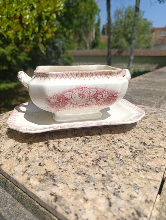 Saucière ancienne en porcelaine – décor rose floral – Plat Cavalier Porcelaine / Hoei Bodkin Saar Basin