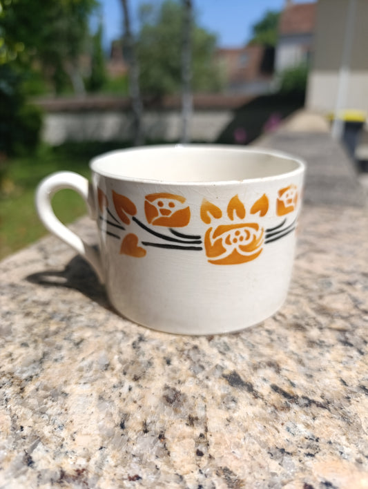 Tasse ancienne “Le Caire” – décor orange Art Déco / bistrot vintage