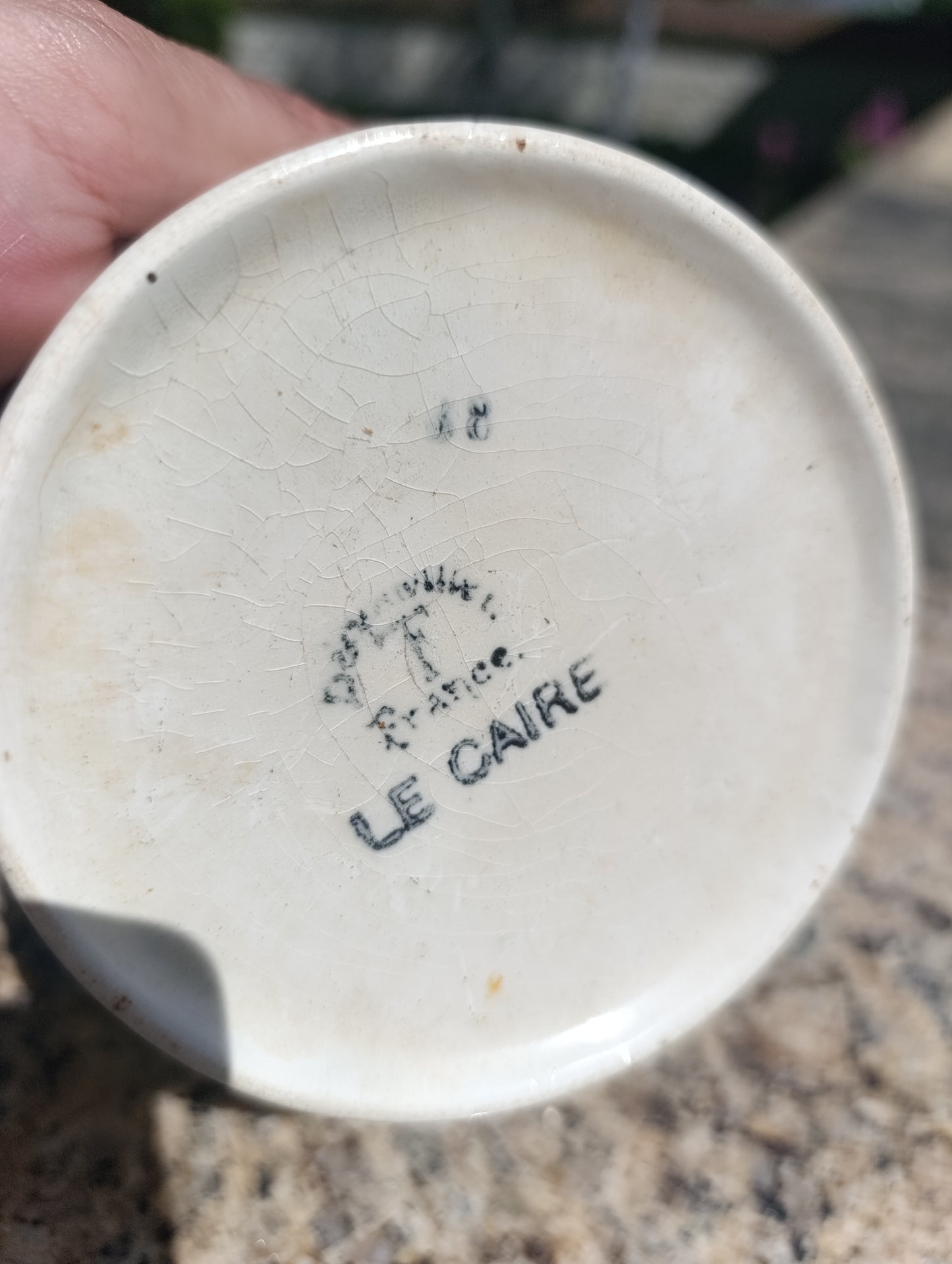 Tasse ancienne “Le Caire” – décor orange Art Déco / bistrot vintage
