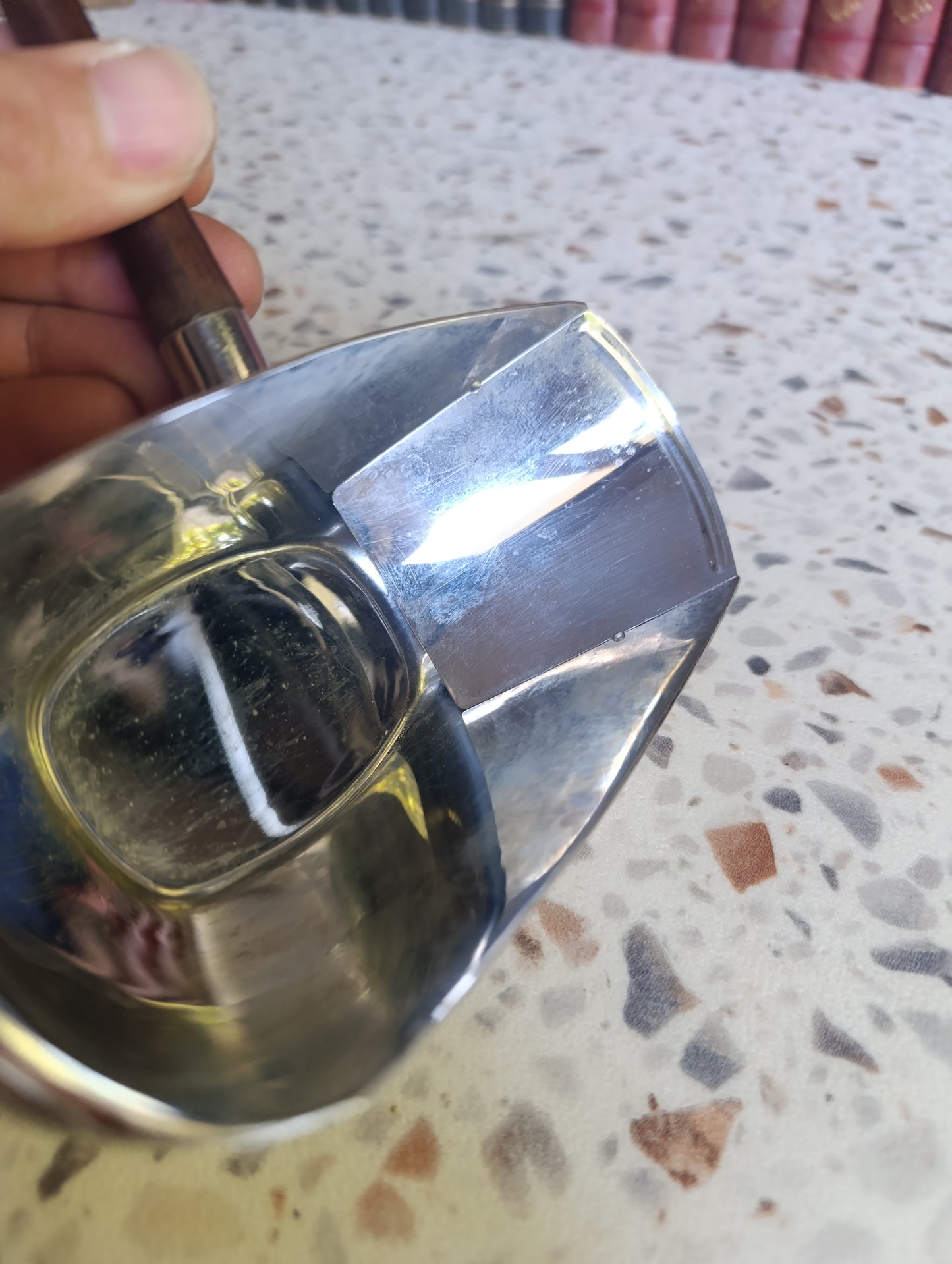 Saucière vintage en inox avec manche effet bois