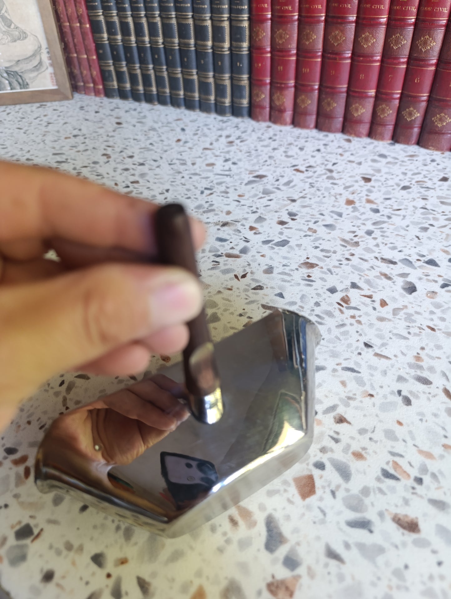 Saucière vintage en inox avec manche effet bois