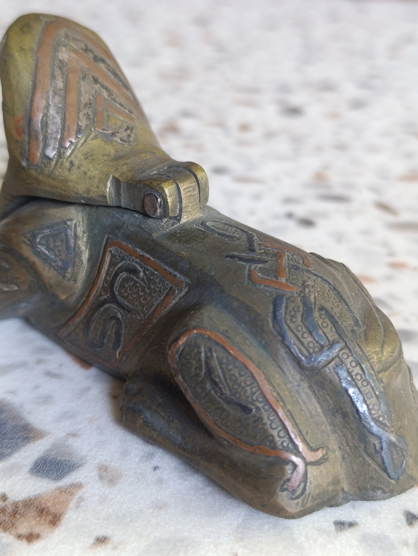 Encrier ancien sphinx égyptien en régule / bronze patiné style antique
