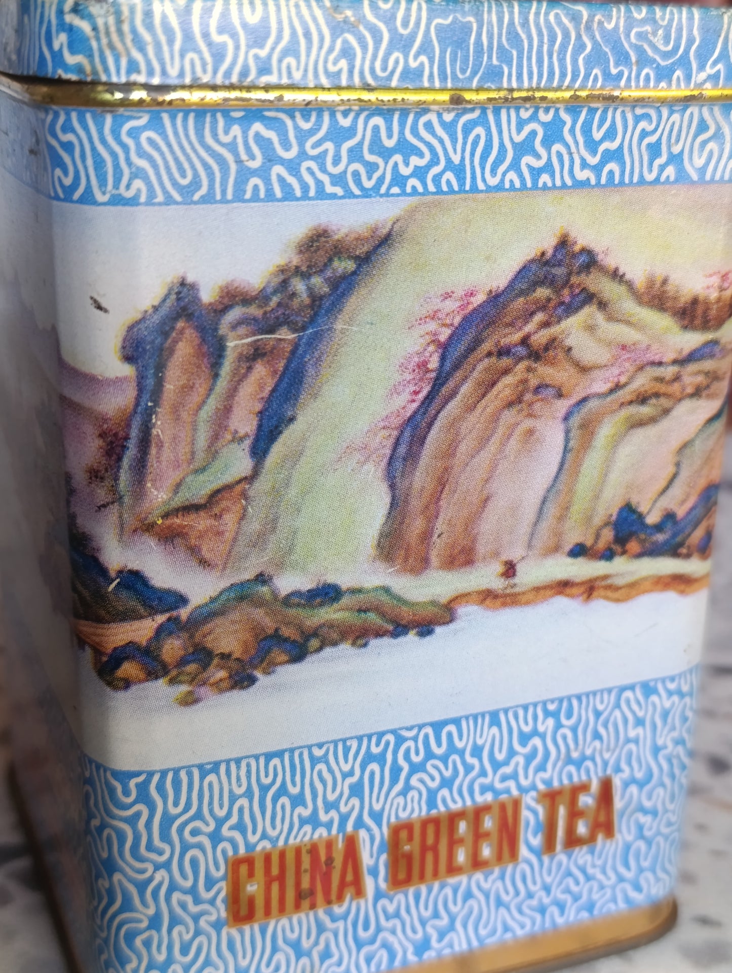 Boîte ancienne en métal – China Green Tea – Décor paysage asiatique