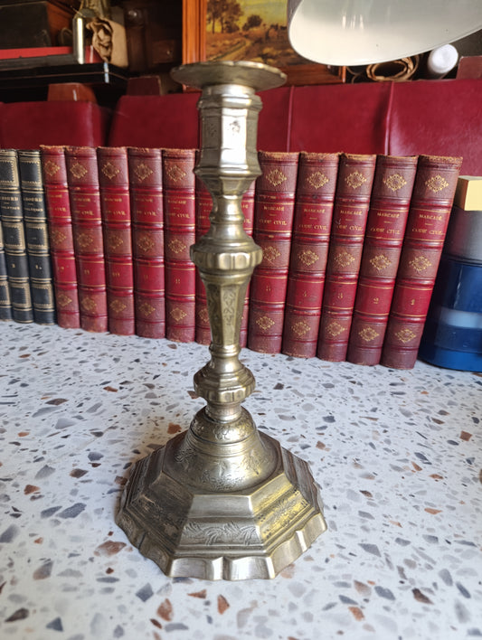 Bougeoir ancien en bronze doré – Style Régence Louis XIV