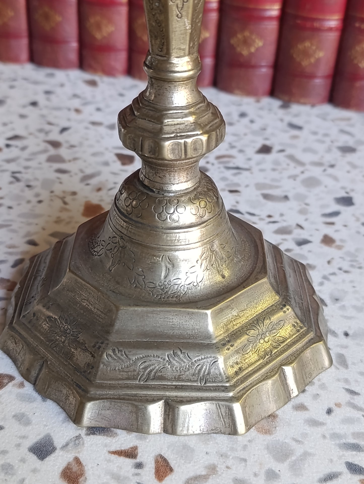 Bougeoir ancien en bronze doré – Style Régence Louis XIV
