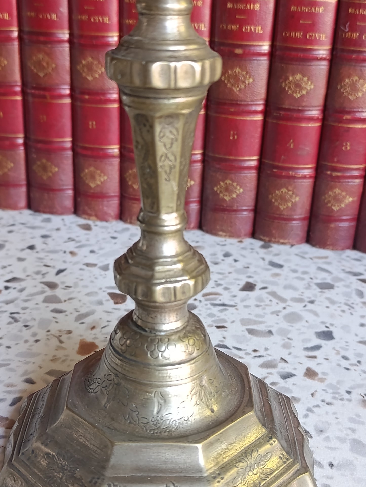 Bougeoir ancien en bronze doré – Style Régence Louis XIV