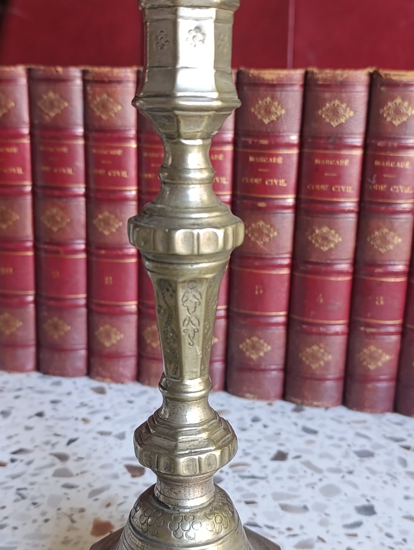 Bougeoir ancien en bronze doré – Style Régence Louis XIV