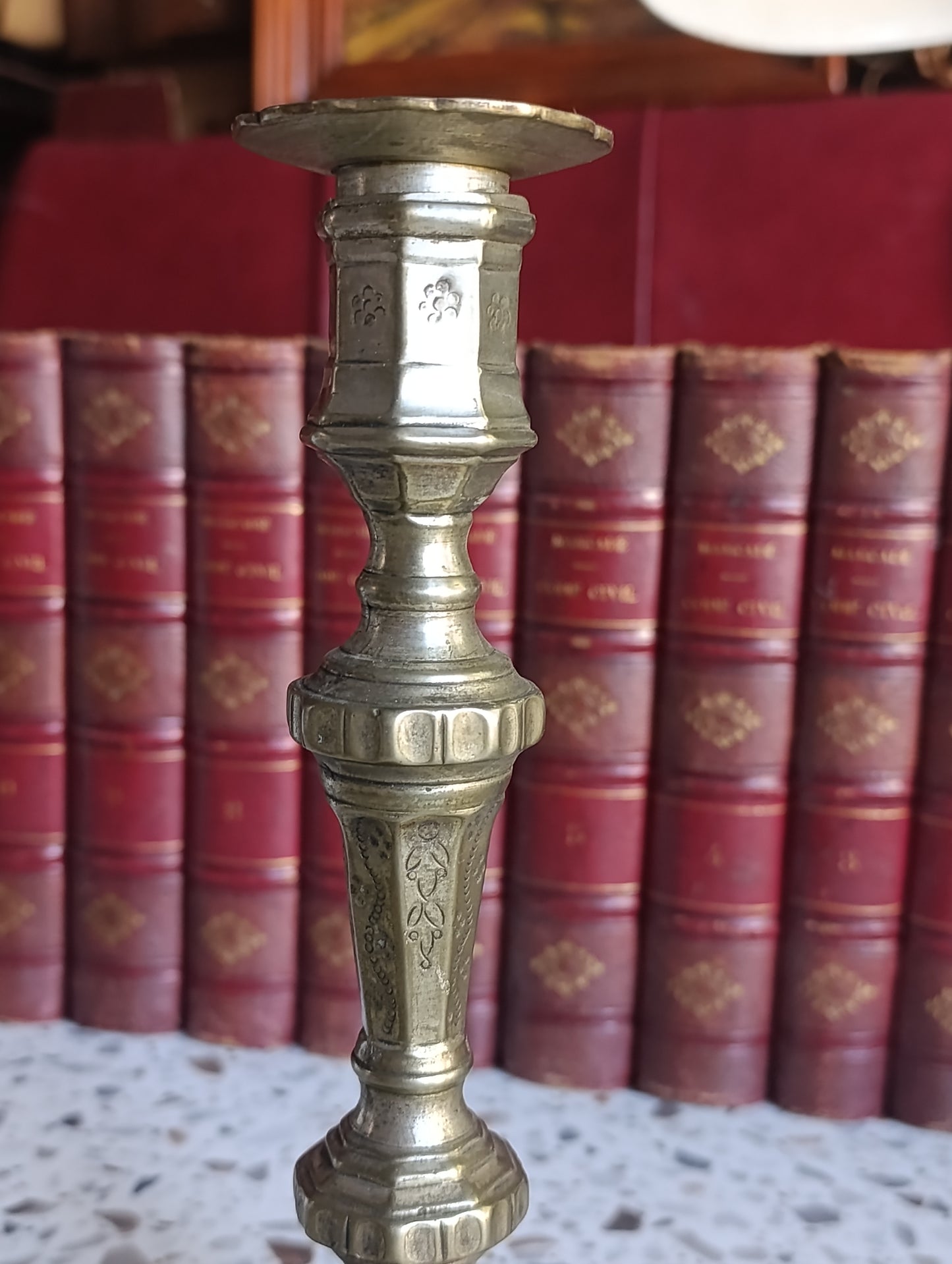 Bougeoir ancien en bronze doré – Style Régence Louis XIV