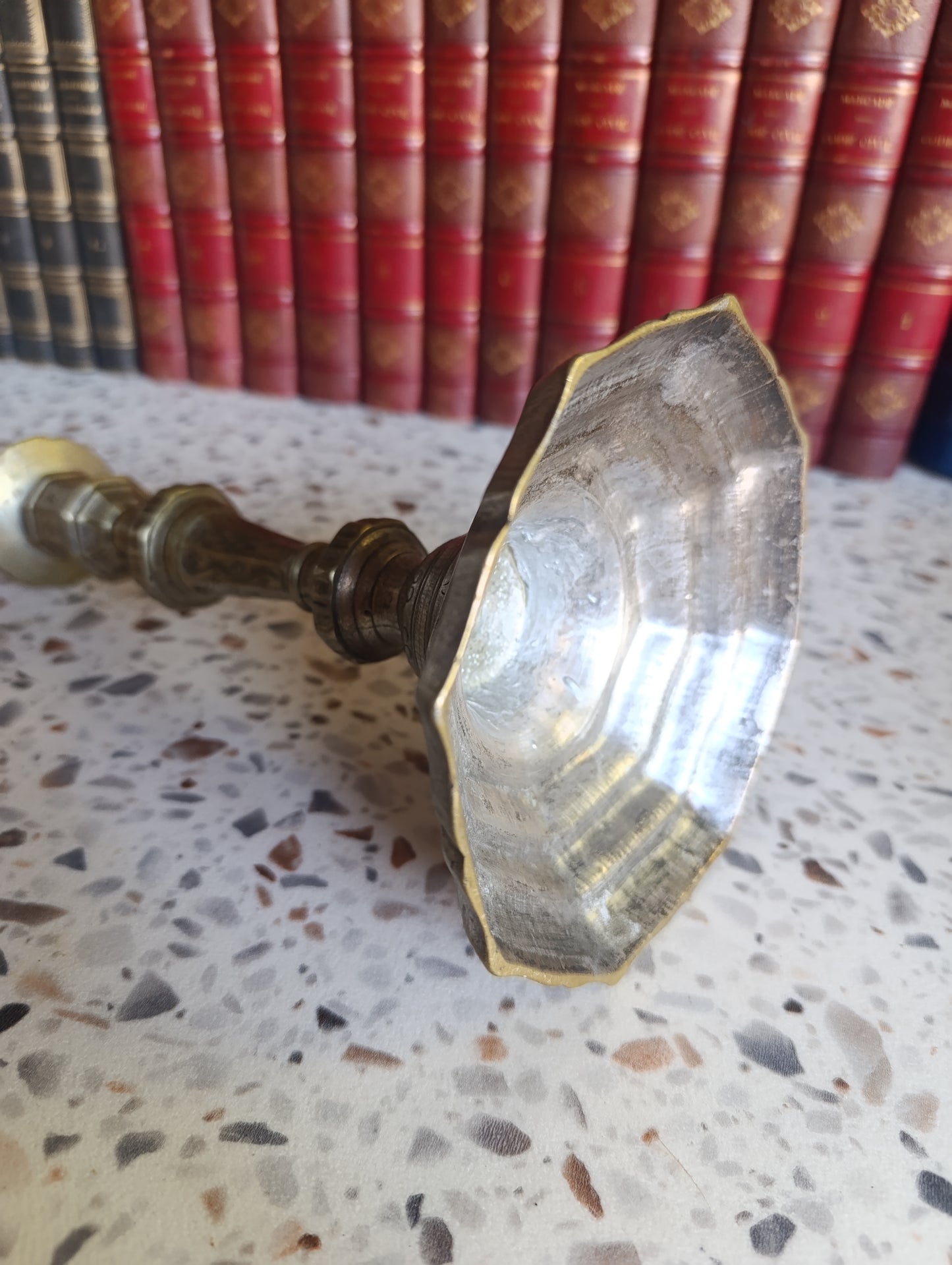 Bougeoir ancien en bronze doré – Style Régence Louis XIV