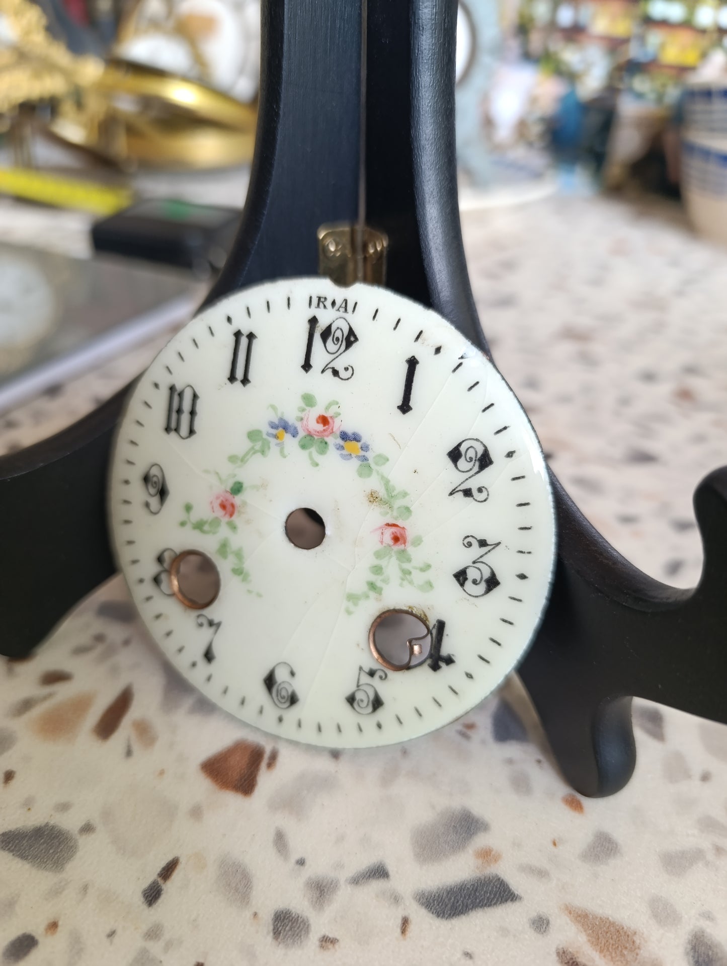 Cadran émaillé ancien fleuri pour pendule – diamètre 7,8 cm