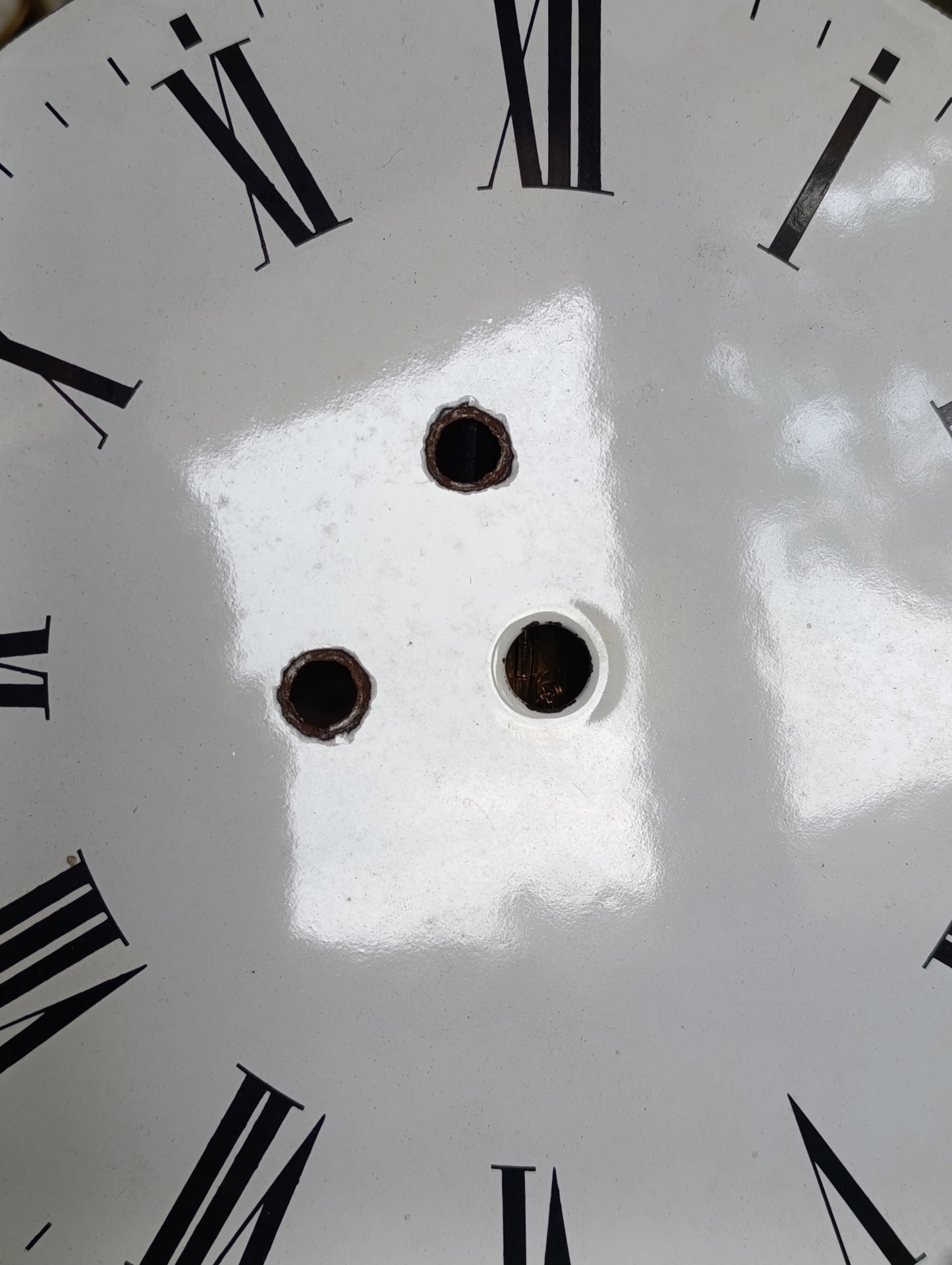 Grand cadran émaillé ancien d’horloge comtoise 24 cm chiffres romains