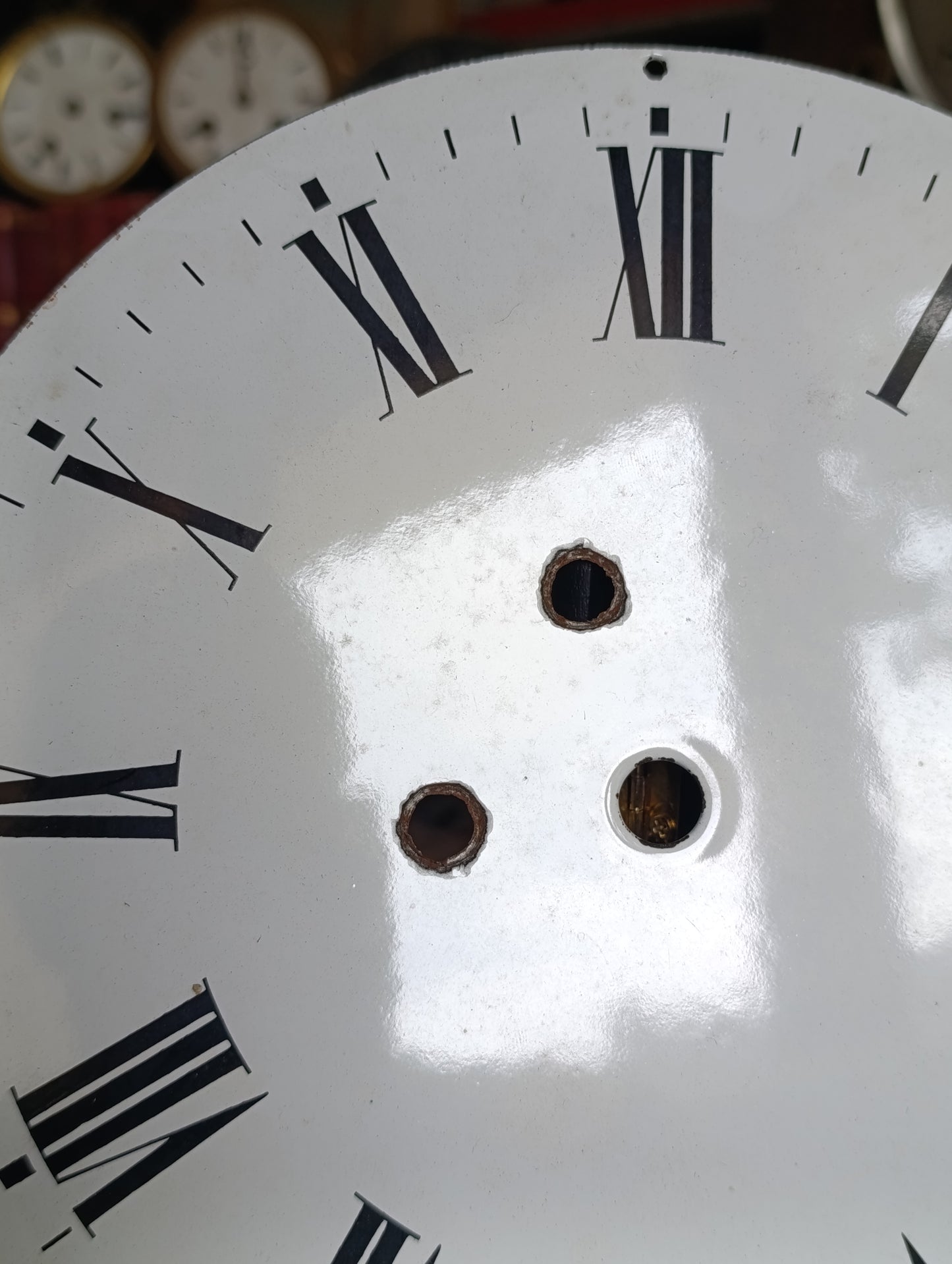 Grand cadran émaillé ancien d’horloge comtoise 24 cm chiffres romains