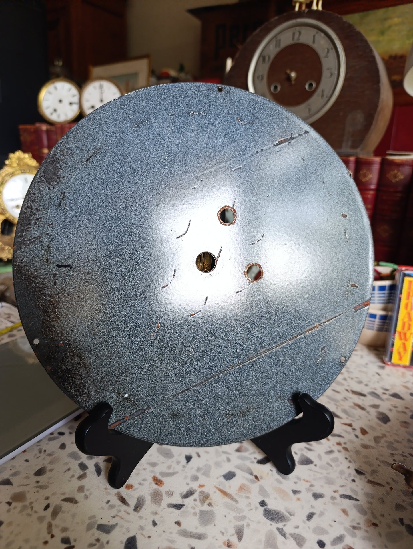 Grand cadran émaillé ancien d’horloge comtoise 24 cm chiffres romains