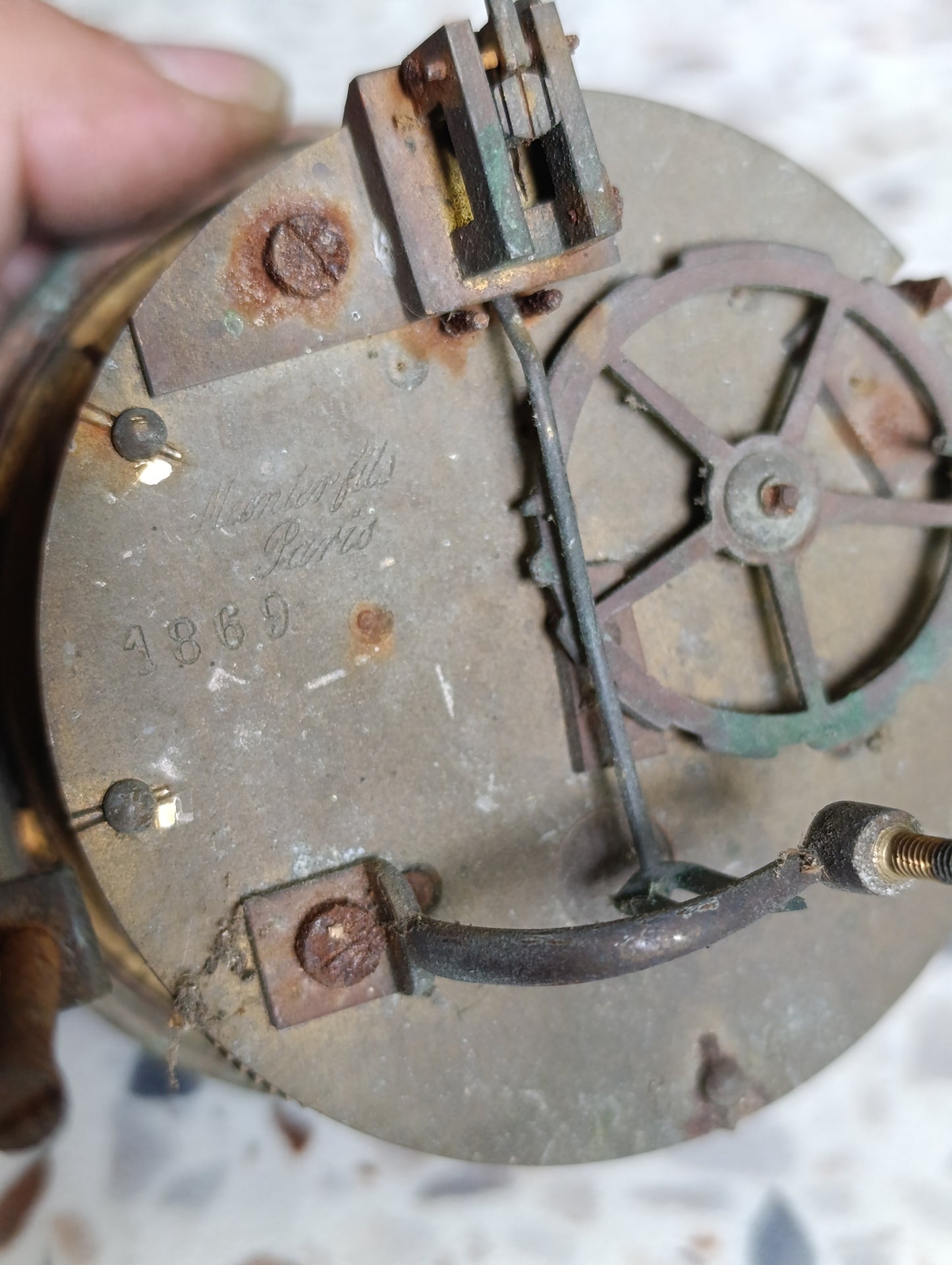 Mouvement de pendule ancien Messier Paris avec cadran émaillé pour pièces