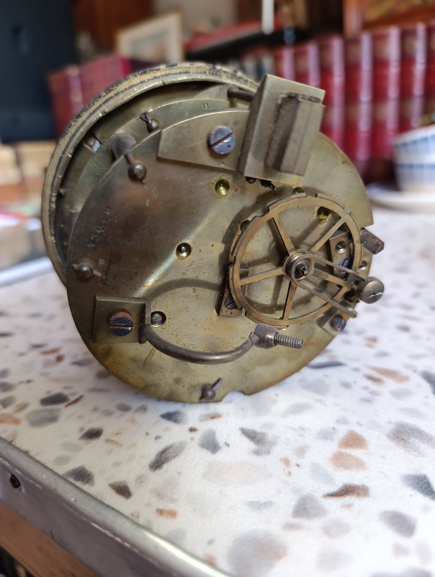 Mécanisme de pendule ancienne à sonnerie – Pour restauration ou pièces – XIXe siècle