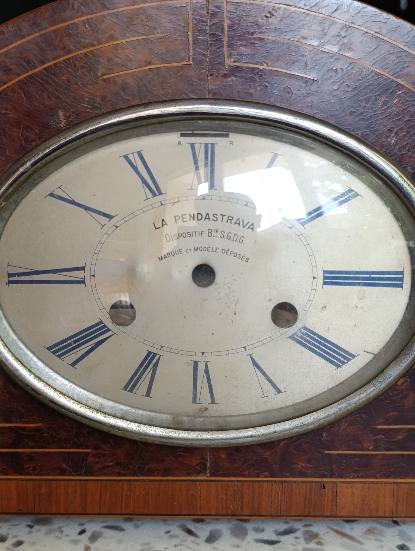 Pendule de cheminée Art Déco « La Pendastrava » – Pour restauration