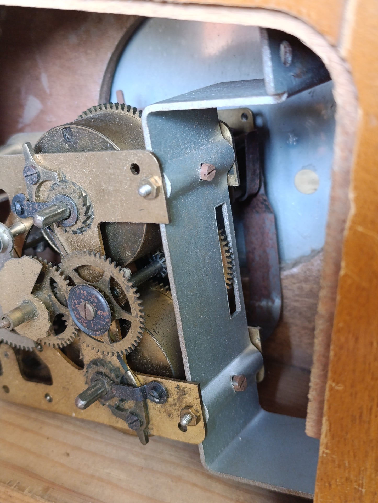 Pendule de cheminée Art Déco « La Pendastrava » – Pour restauration